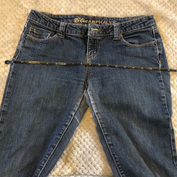 Wet Seal Low Rise Jeans - Picture 3 of 13